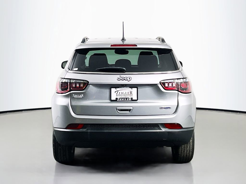 Used 2022 Jeep Compass Latitude w/ Convenience Group image 6