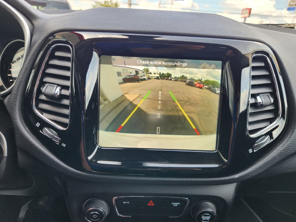 Used 2019 Jeep Compass Limited AWD/4WD image 26