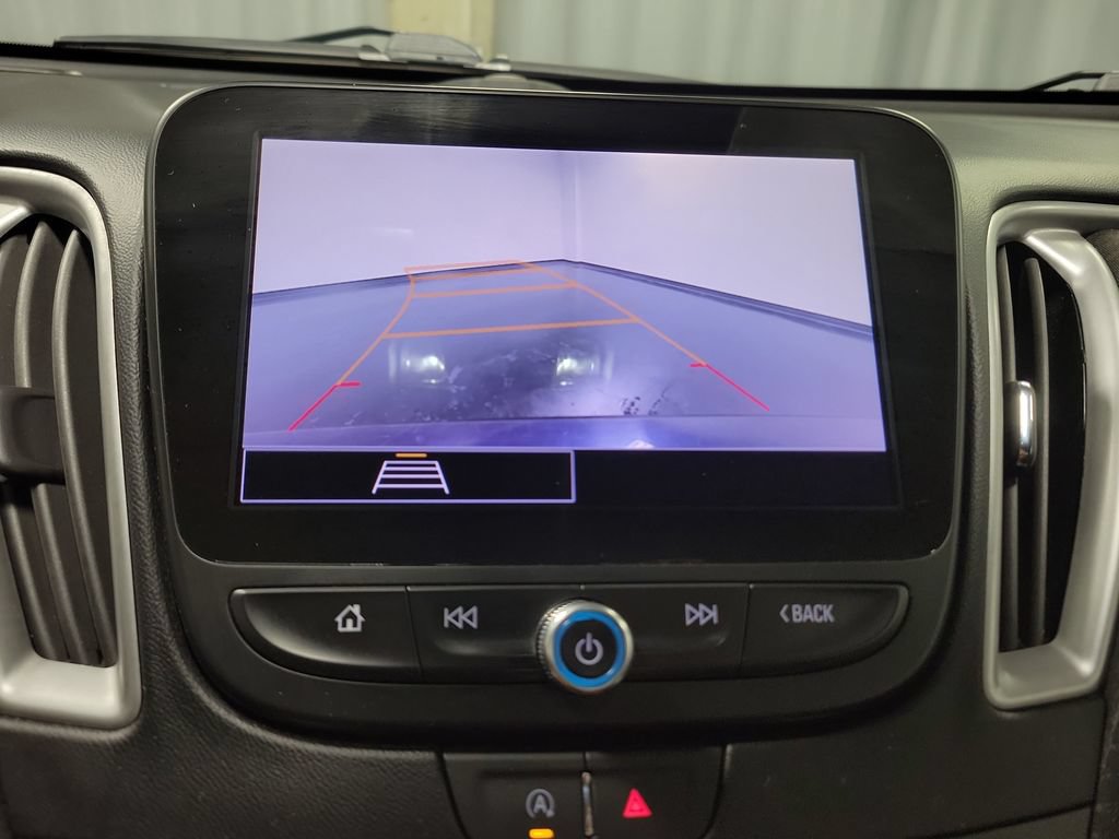 Used 2023 Chevrolet Malibu LT FWD image 19