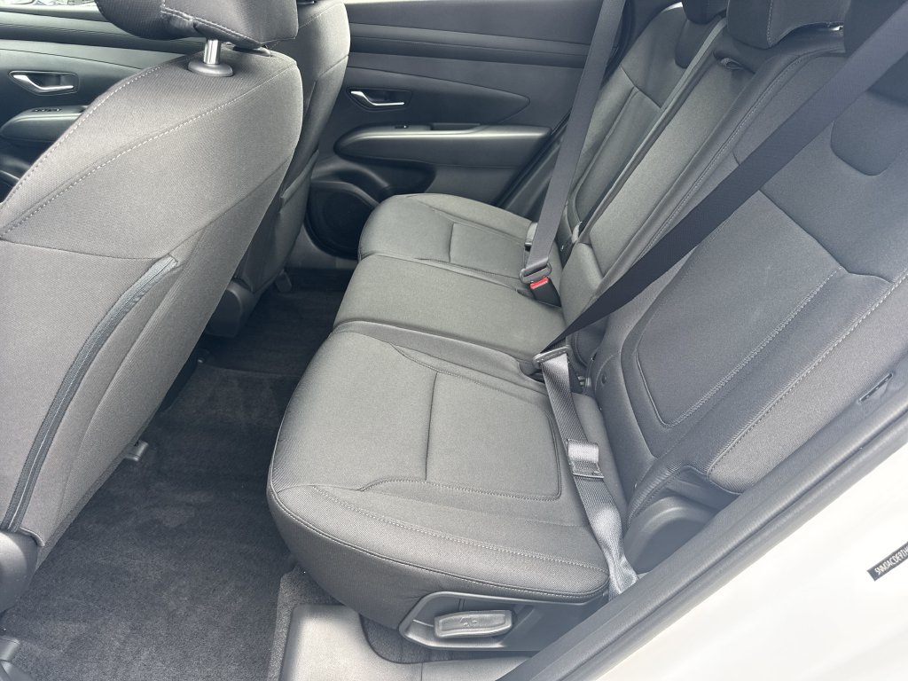 Used 2026 Hyundai Tucson SE AWD/4WD image 18