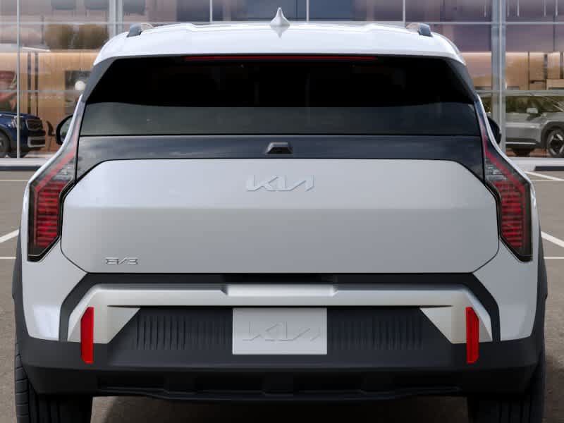 New 2027 Kia EV3 Wind FWD image 13