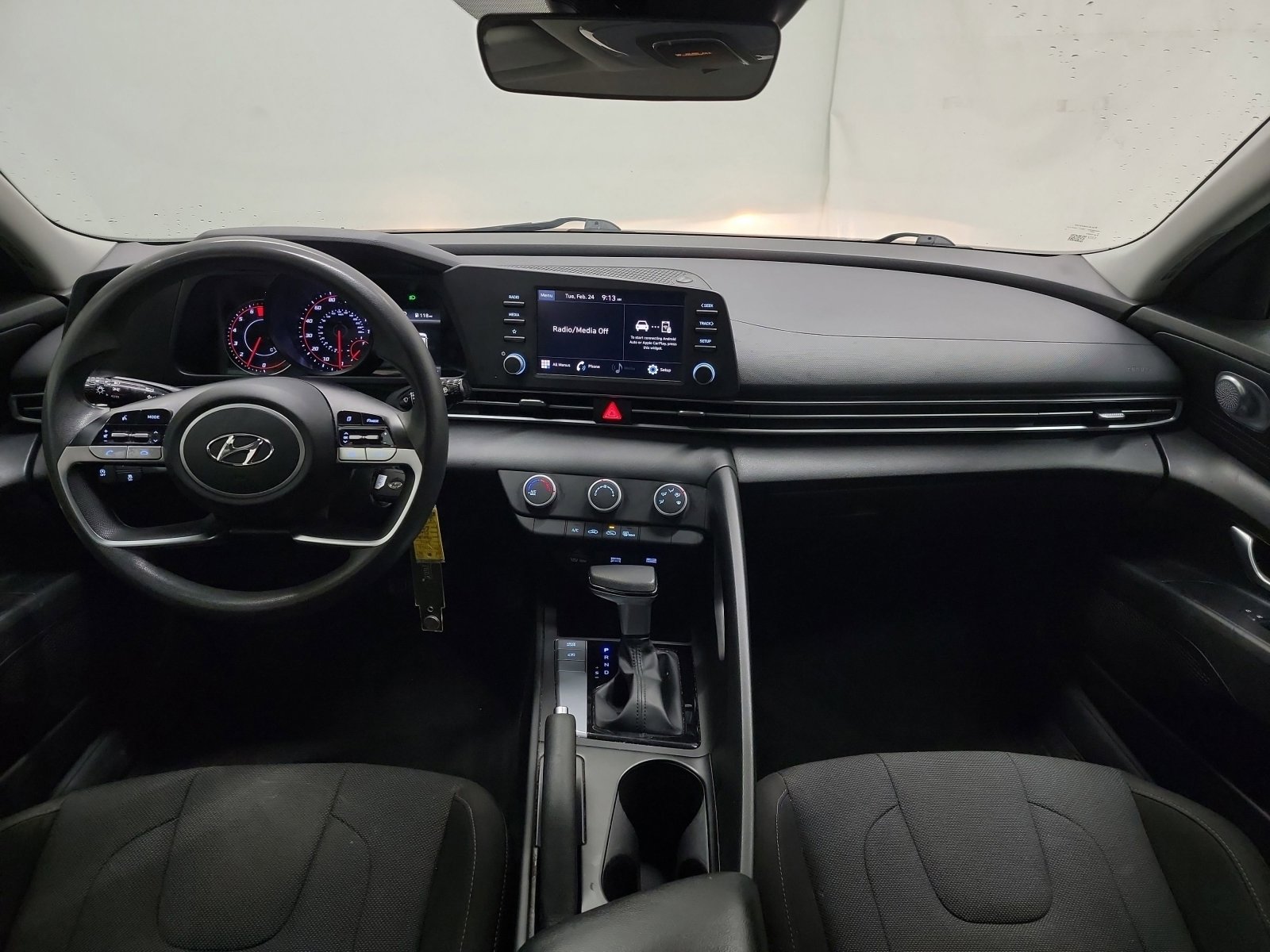 Used 2021 Hyundai Elantra SE w/ Cargo Package image 15