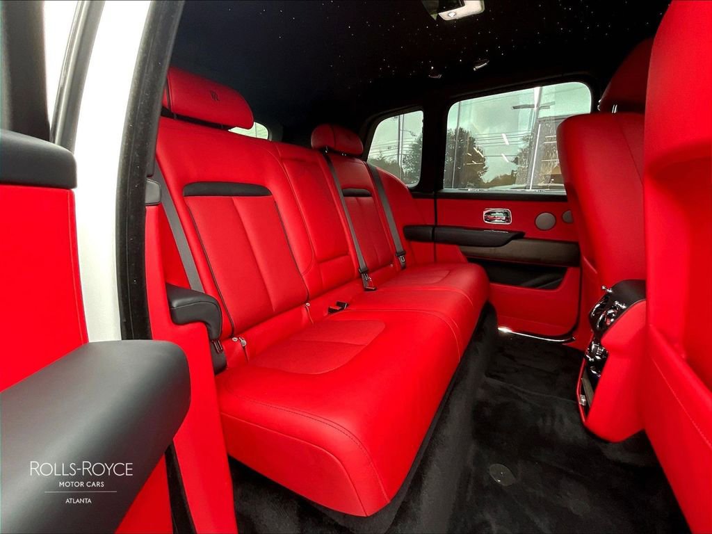 Certified 2022 Rolls-Royce Cullinan image 24