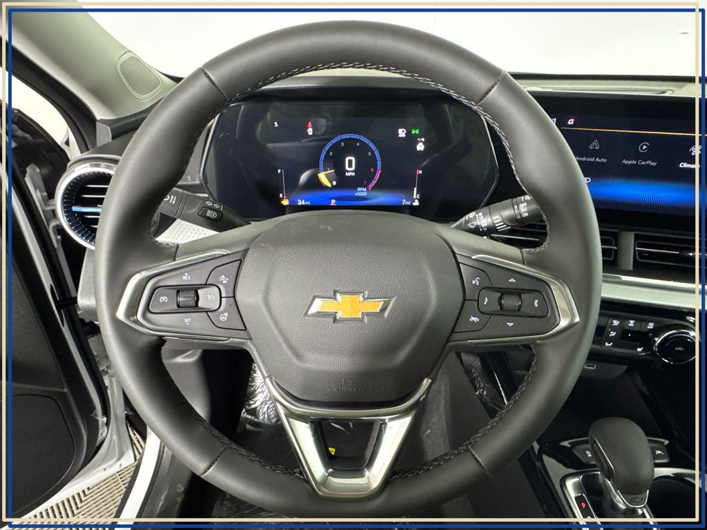 New 2026 Chevrolet Trax LT w/ LT Convenience Package FWD image 13