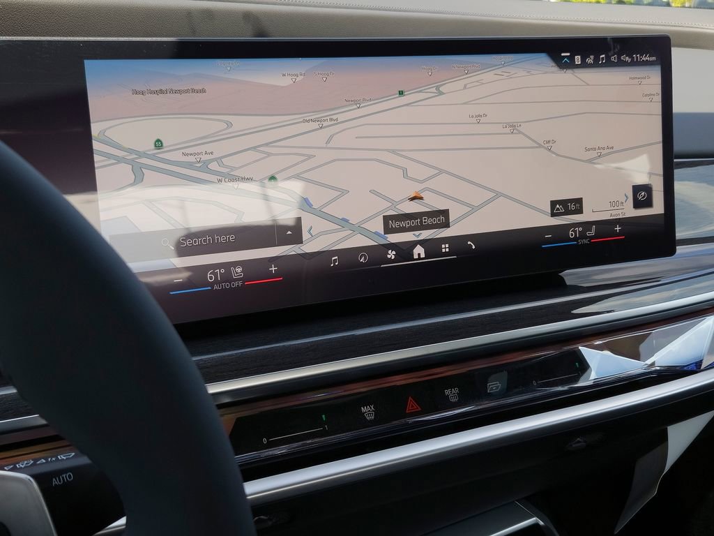 New 2026 BMW 760i xDrive w/ Premium Package image 11