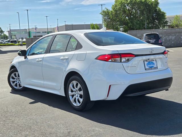 Used 2024 Toyota Corolla LE image 6
