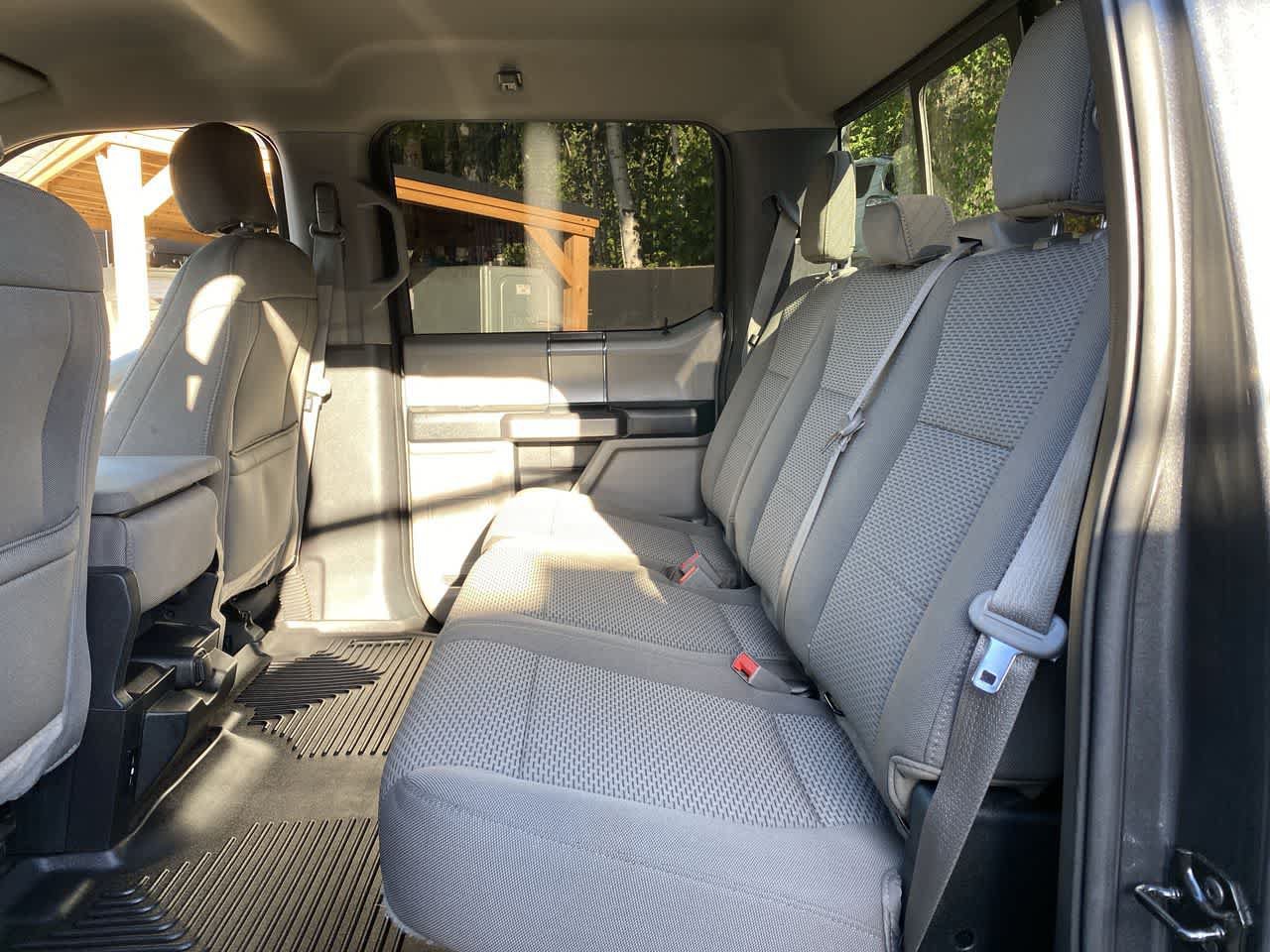 Used 2018 Ford F150 XLT w/ Equipment Group 302A Luxury AWD/4WD image 16