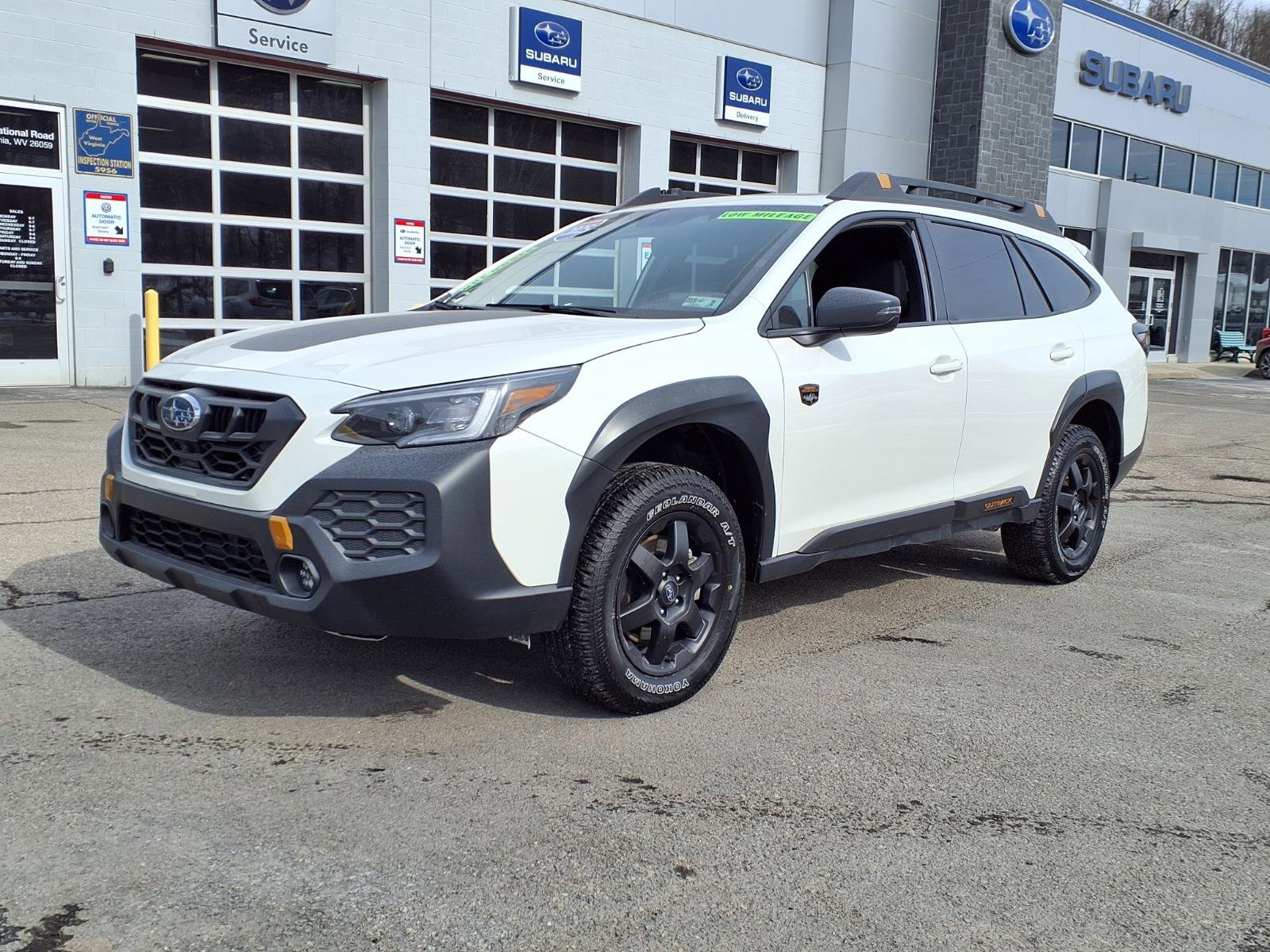 Certified 2025 Subaru Outback Wilderness image 1