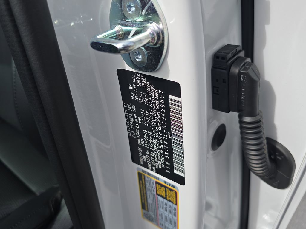 New 2026 Kia Sportage EX image 33