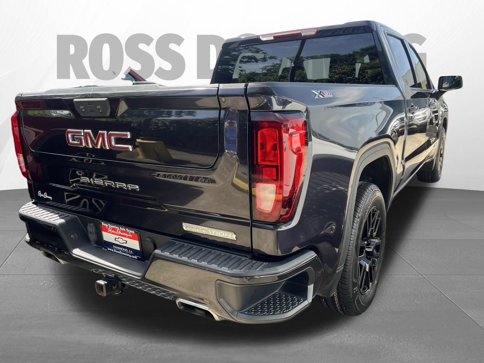 Certified 2023 GMC Sierra 1500 Elevation w/ X31 Off-Road Package AWD/4WD image 4