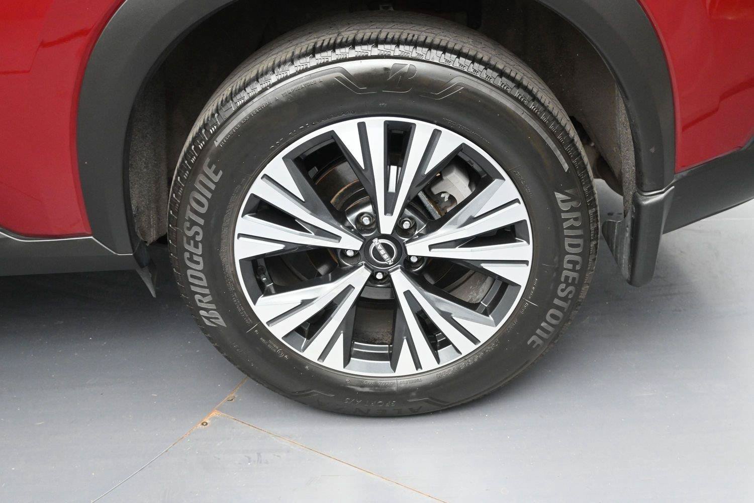 Used 2023 Nissan Rogue SV w/ SV Premium B Package AWD/4WD image 11