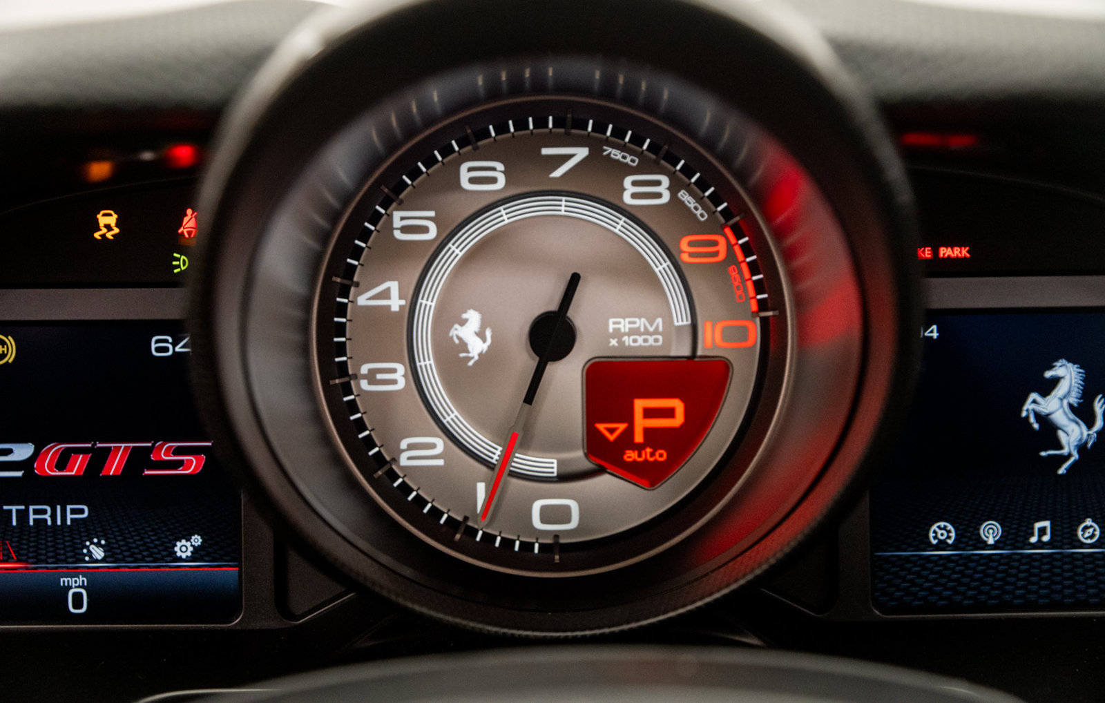 Used 2022 Ferrari 812 GTS RWD image 35