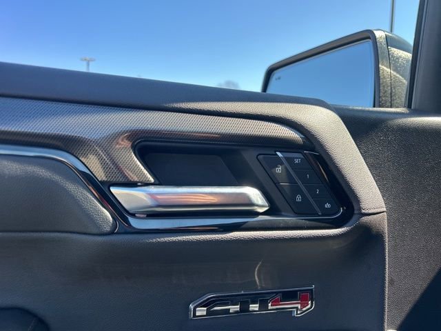 Used 2024 GMC Sierra 1500 AT4 w/ AT4 Premium Package image 12