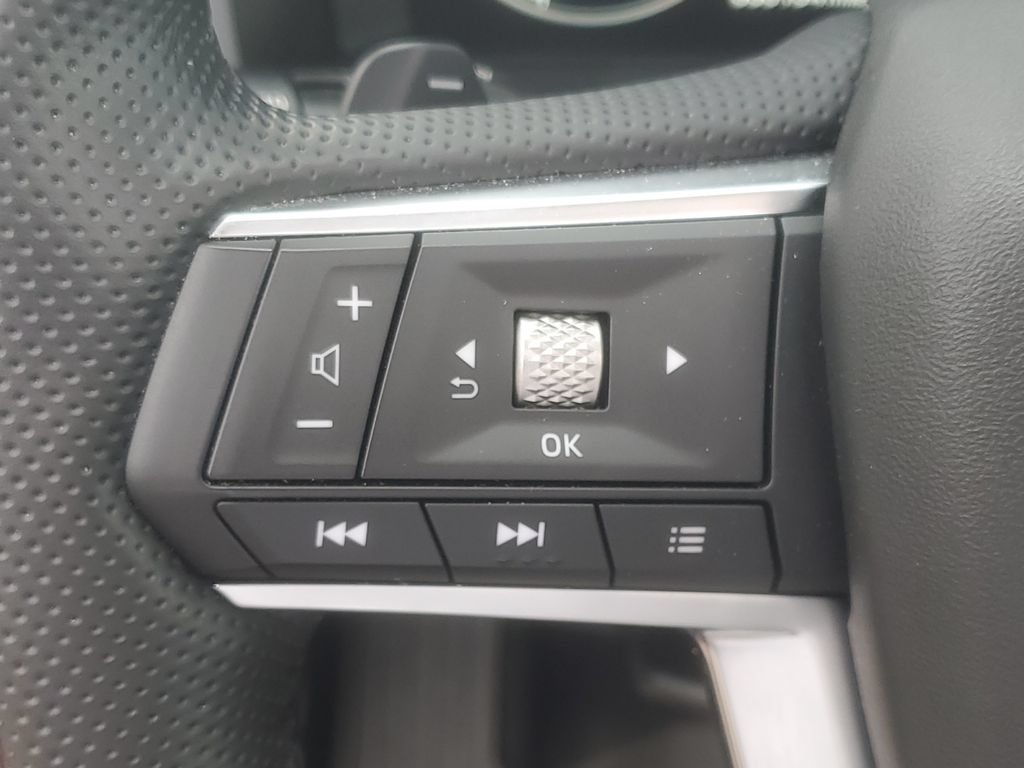Used 2024 Mitsubishi Outlander SE AWD/4WD image 38