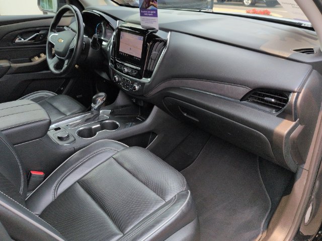 Used 2021 Chevrolet Traverse High Country AWD/4WD image 32