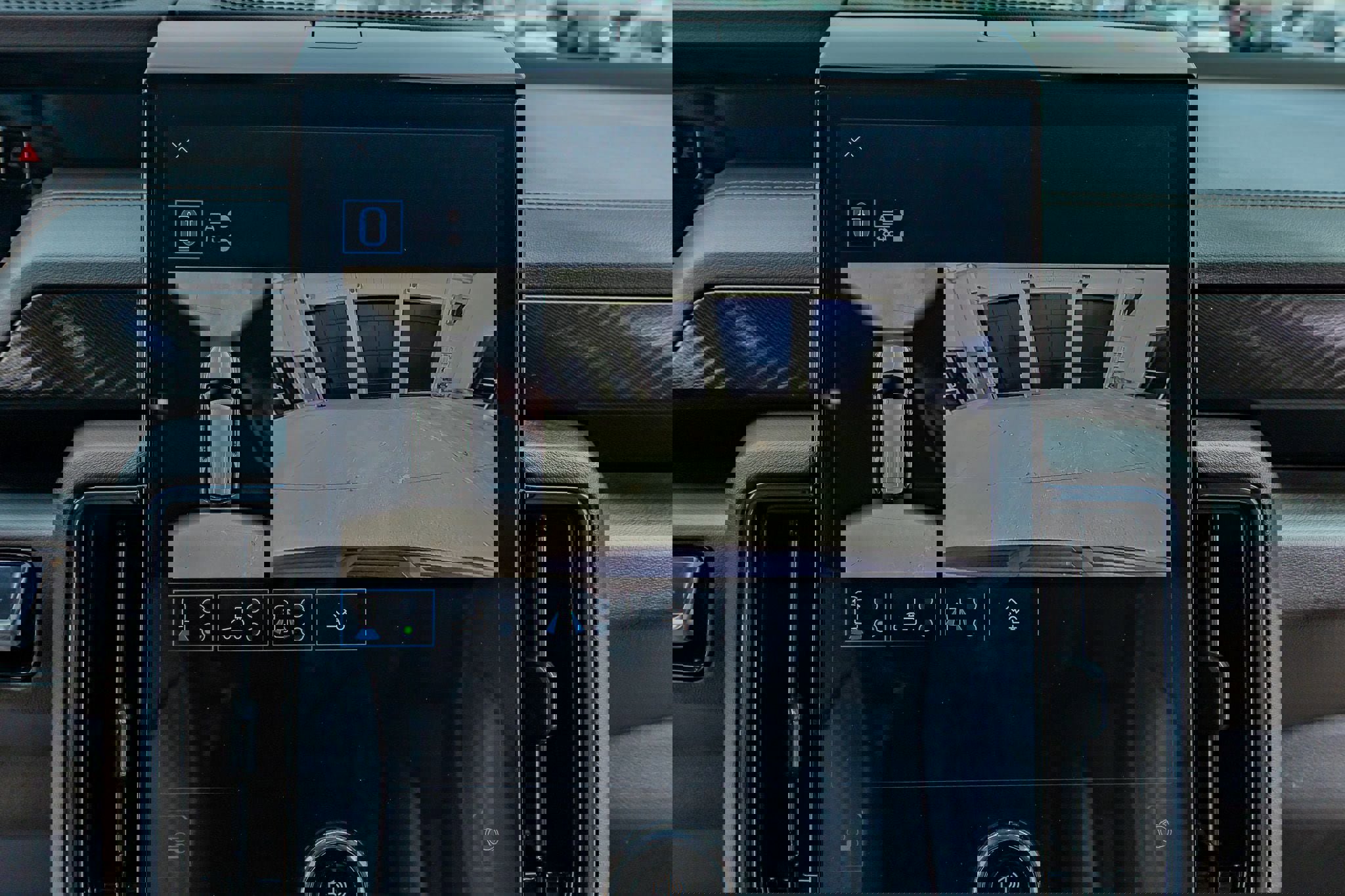 Used 2025 GMC Yukon AT4 w/ AT4 Premium Package AWD/4WD image 26