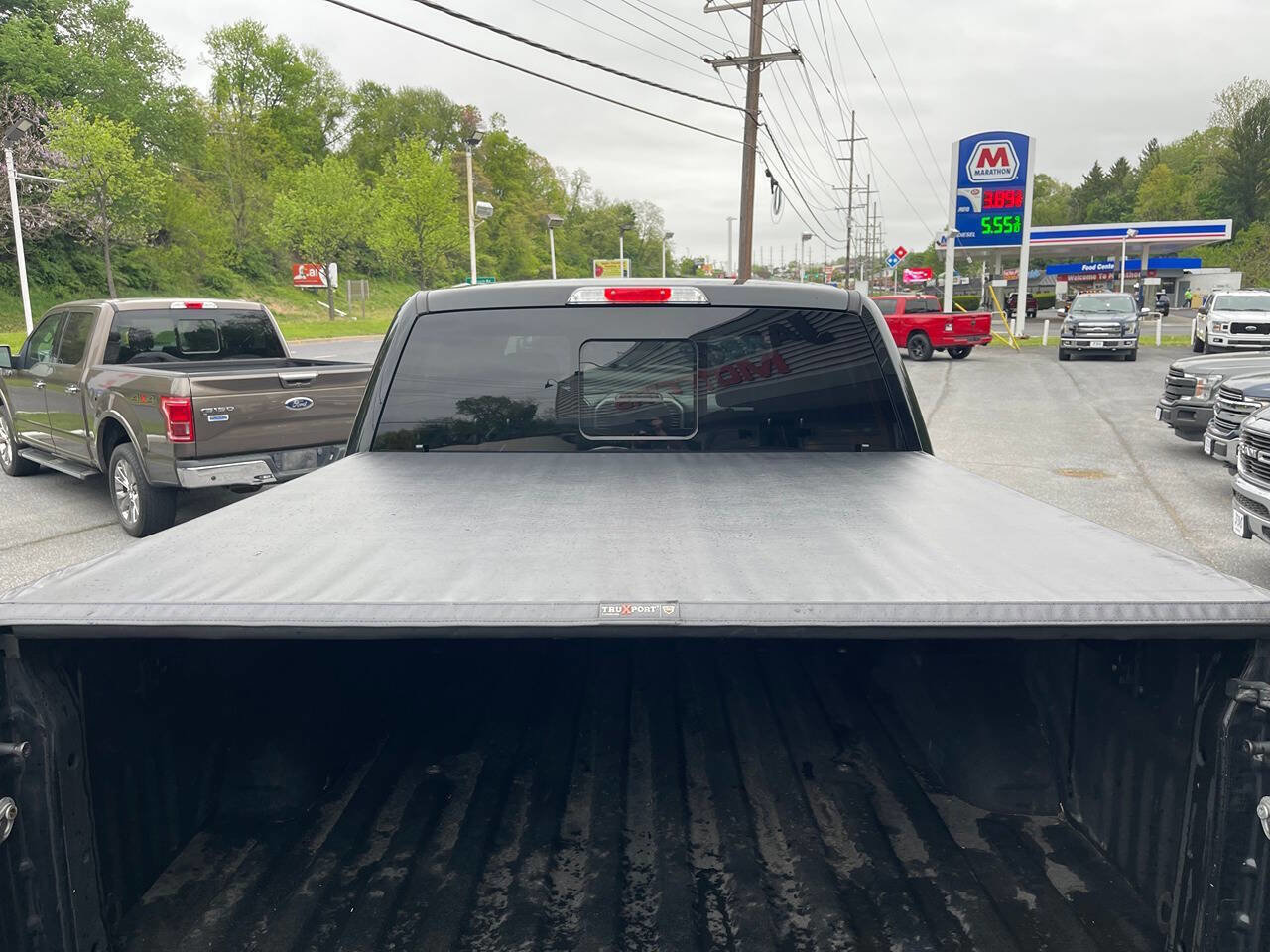 Used 2016 Ford F150 Lariat w/ Equipment Group 502A Luxury AWD/4WD image 9