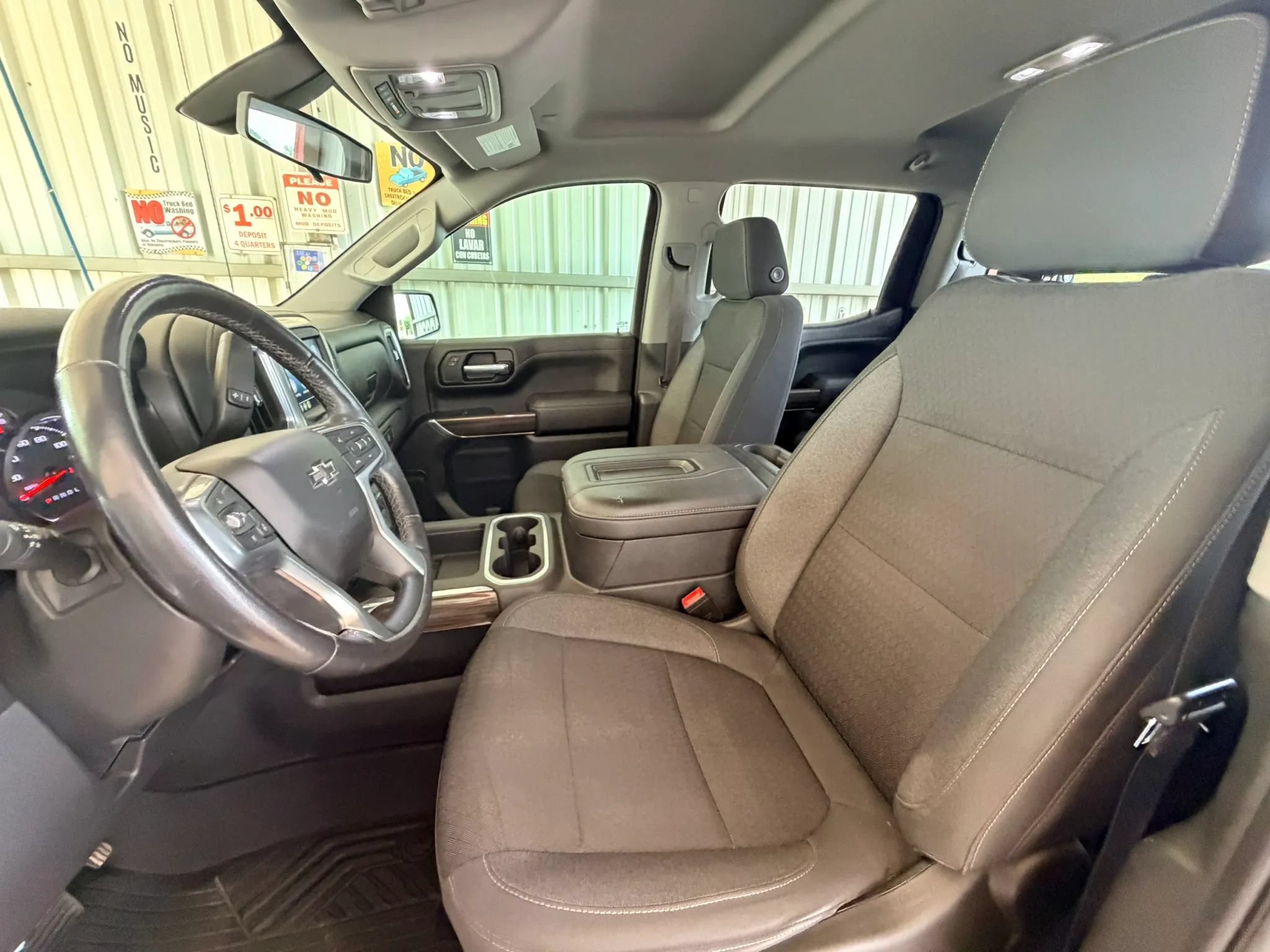 Used 2021 Chevrolet Silverado 1500 LT Trail Boss AWD/4WD image 21