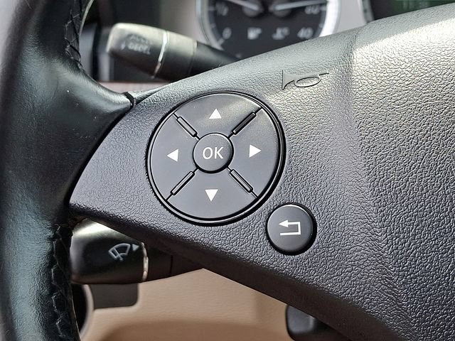 Used 2012 Mercedes-Benz GLK 350 4MATIC image 22