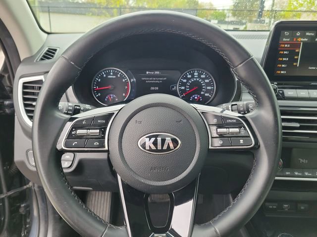 Used 2021 Kia Seltos SX w/ SX Sunroof Package AWD/4WD image 15