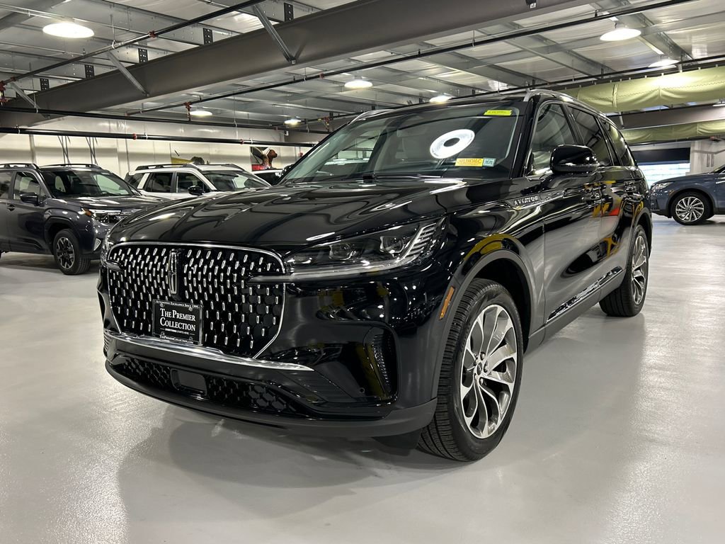 Used 2026 Lincoln Aviator Reserve w/ Illumination Package image 5