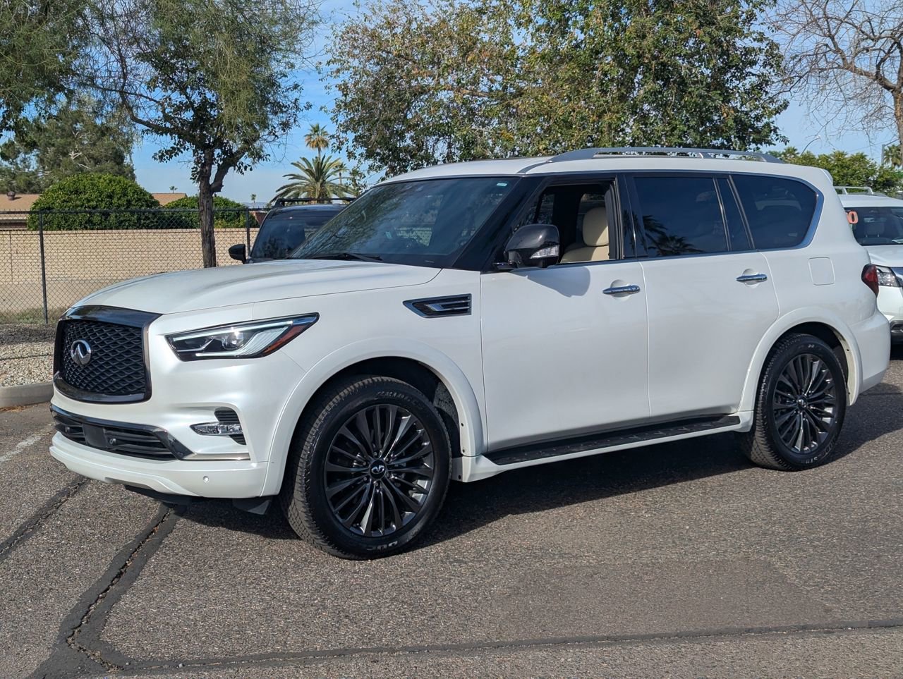 Certified 2024 INFINITI QX80 Sensory image 2