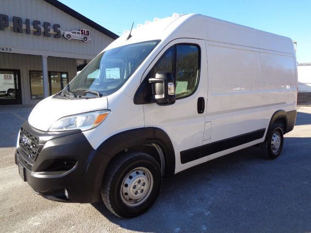 Used 2023 RAM ProMaster 2500 w/ Driver Convenience Group image 1