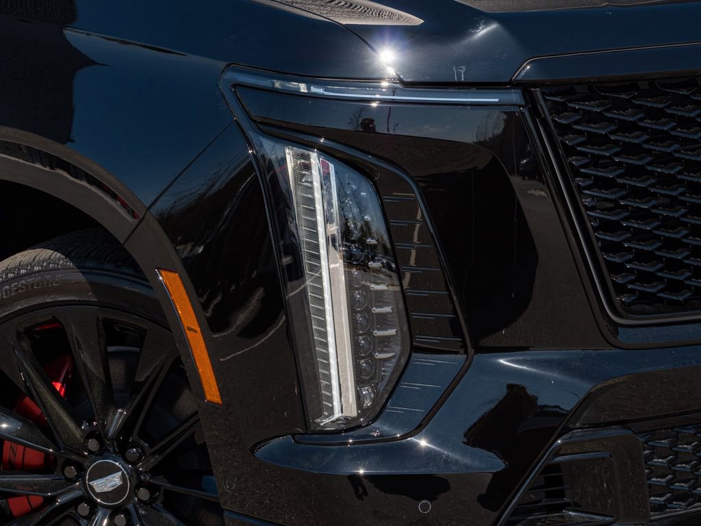 Used 2026 Cadillac Escalade V w/ LPO, ONYX Package image 42