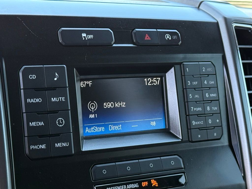 Used 2015 Ford F150 XLT w/ Trailer Tow Package image 8