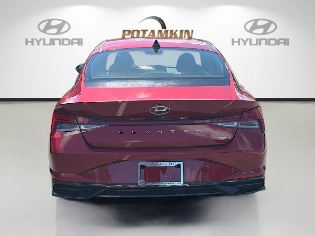 Used 2023 Hyundai Elantra Limited FWD image 7