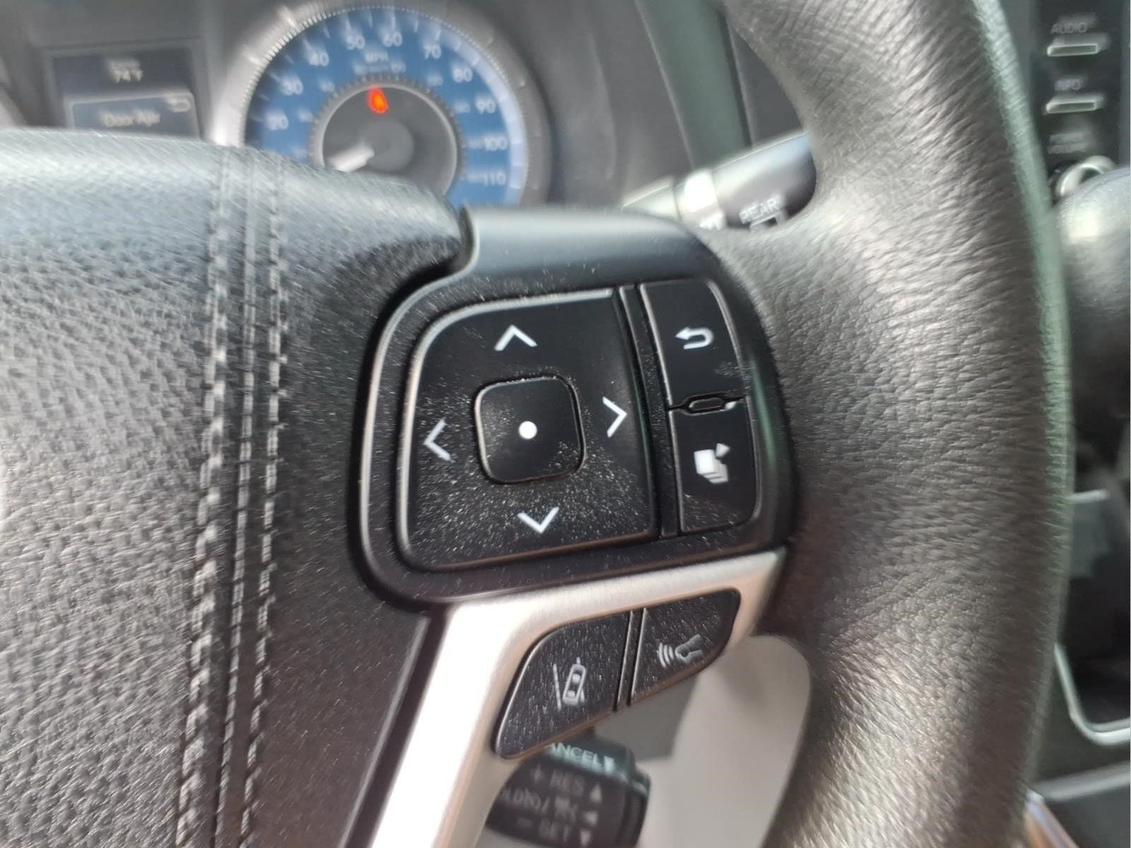 Used 2018 Toyota Sienna LE FWD image 15