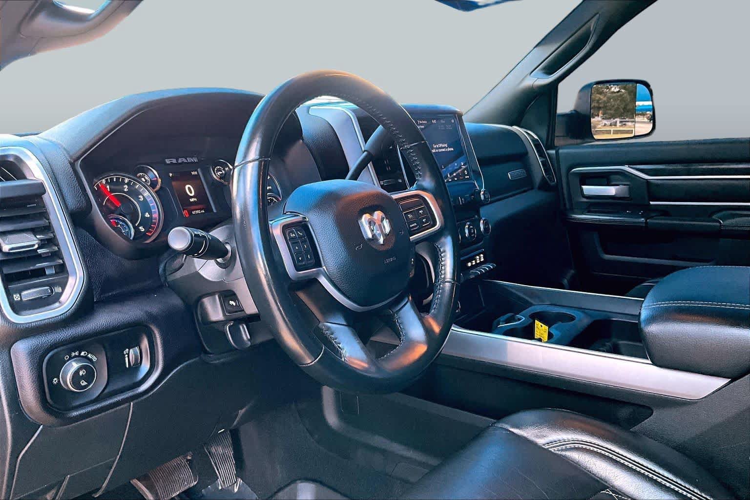 Used 2021 RAM 2500 Big Horn w/ Night Edition AWD/4WD image 18