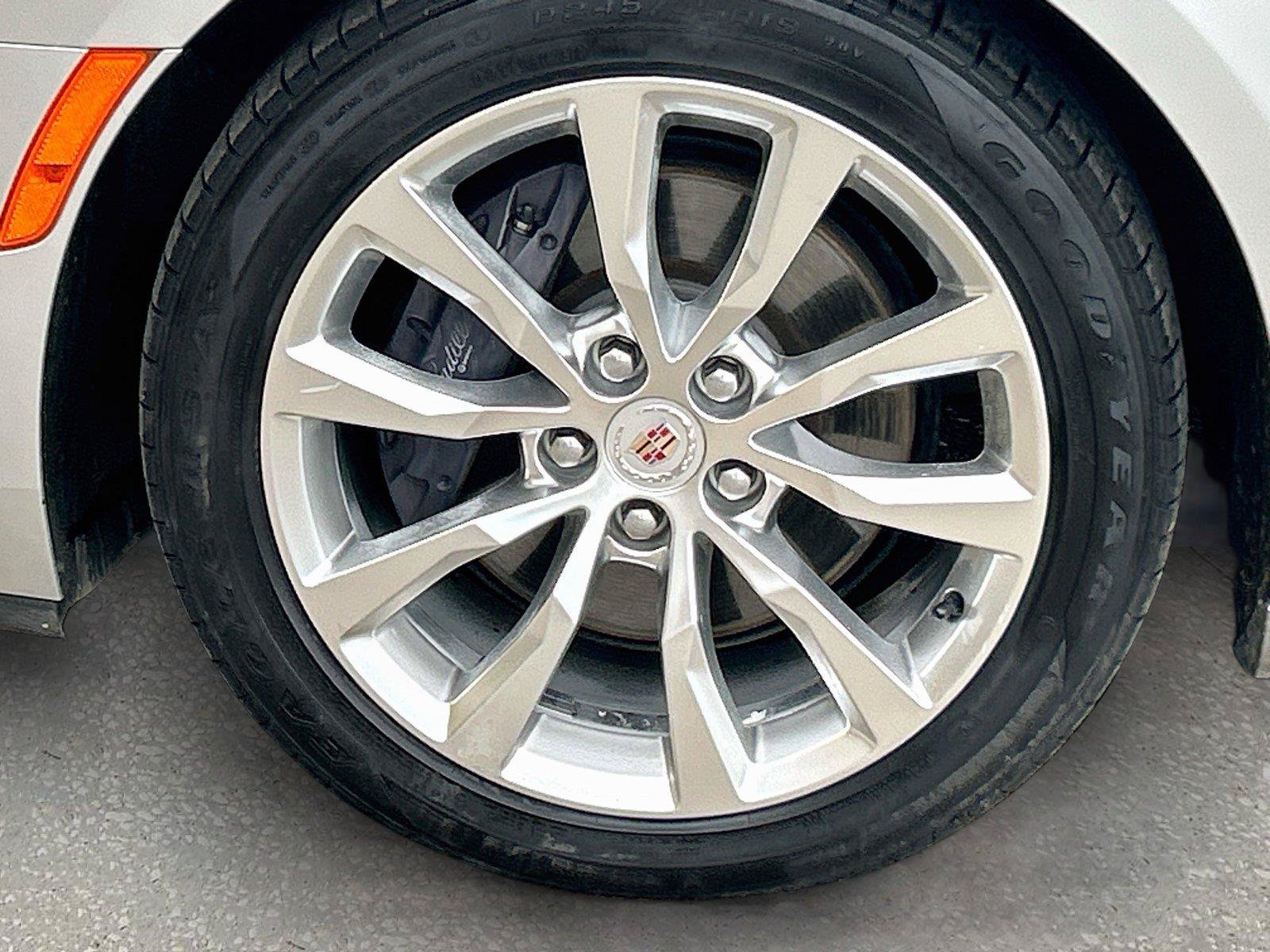Used 2015 Cadillac XTS Luxury w/ Driver Awareness Package FWD image 10