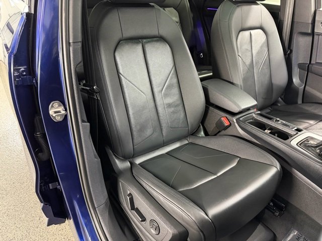 Used 2022 Audi Q3 2.0T Premium Plus w/ Premium Plus Package image 25