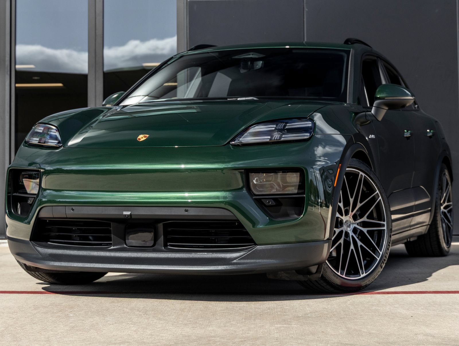 Certified 2025 Porsche Macan Electric