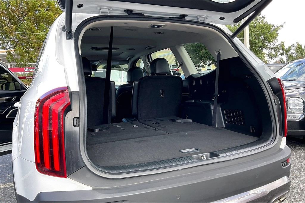 Used 2022 Kia Telluride EX w/ EX Premium Package image 17