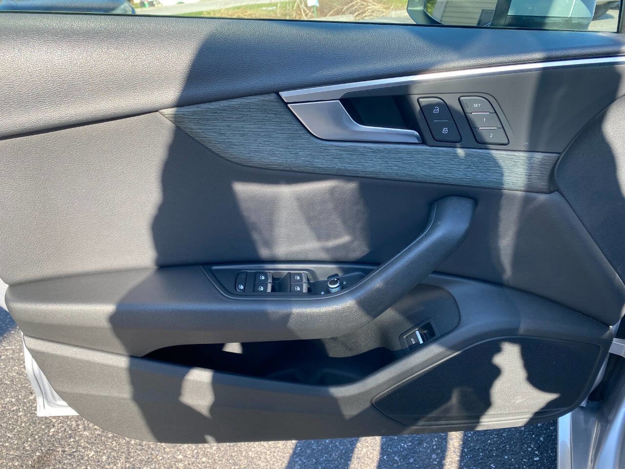 Used 2018 Audi A4 2.0T Premium w/ Convenience Package image 11