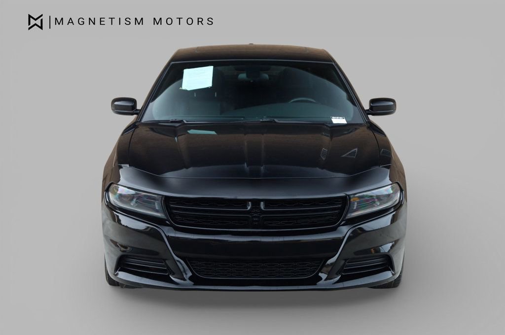 Used 2022 Dodge Charger SXT w/ Leather Interior Group image 5