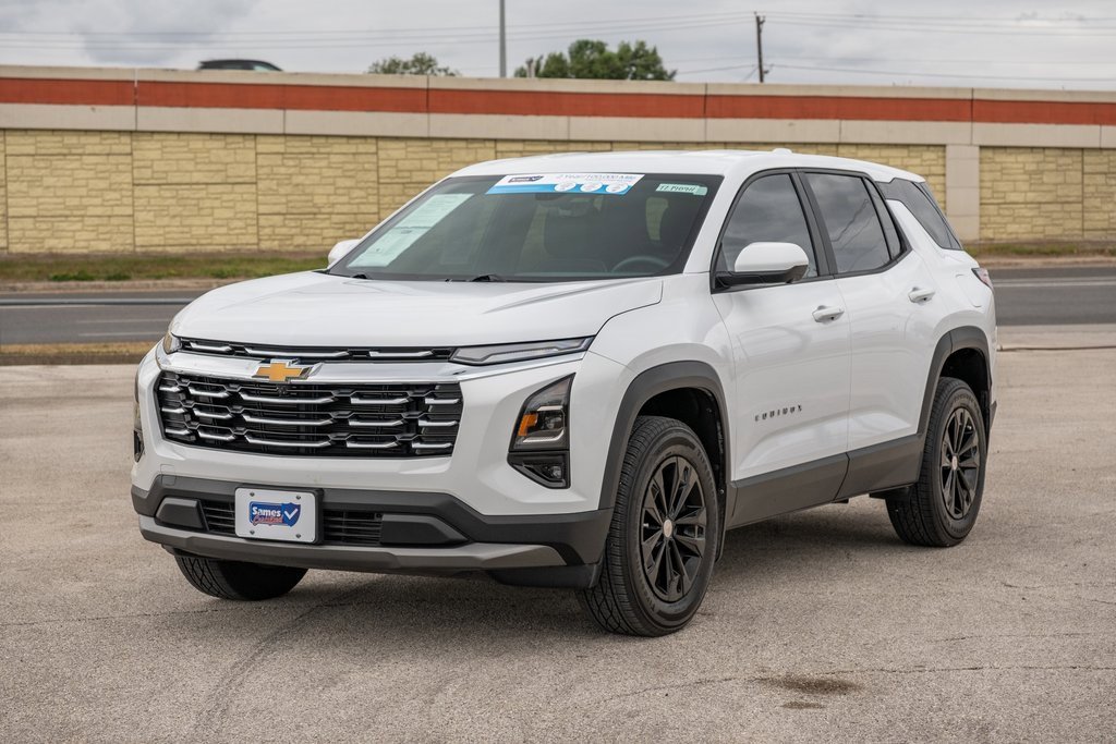 Used 2026 Chevrolet Equinox LT w/ Convenience Package II image 3