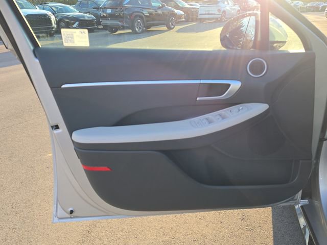 New 2025 Hyundai Sonata SEL FWD image 13