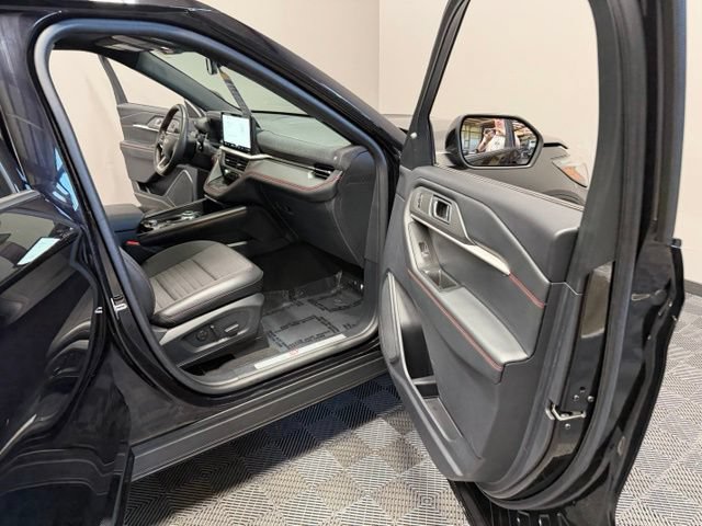 Used 2025 Ford Explorer ST-Line w/ Premium Package AWD/4WD image 25