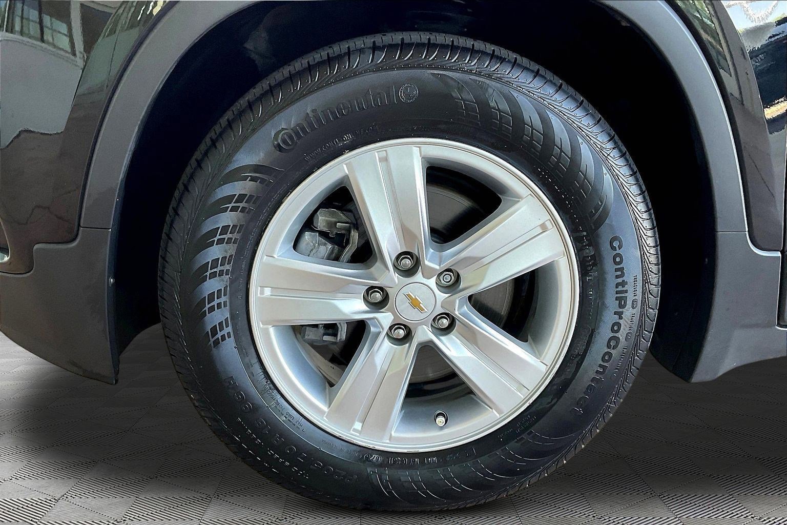 Used 2019 Chevrolet Trax LT w/ LT Convenience Package FWD image 31