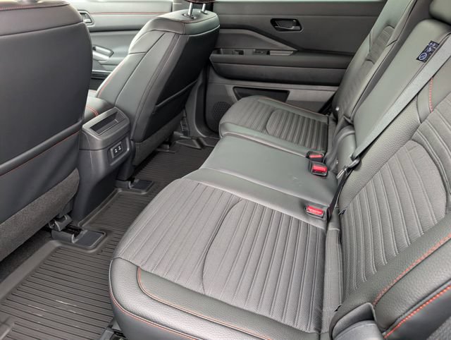 New 2026 Nissan Pathfinder Rock Creek AWD/4WD image 20