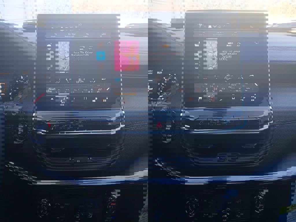 New 2026 Jeep Compass Latitude image 19