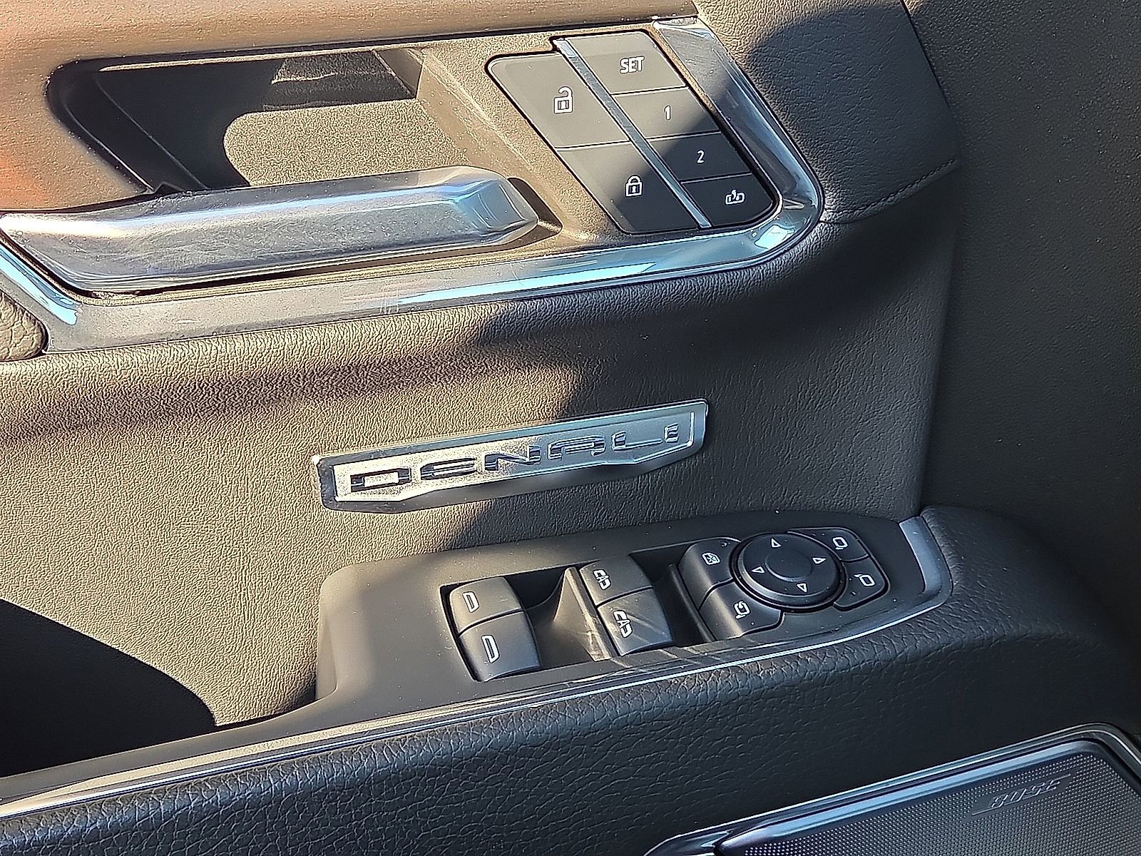 Used 2024 GMC Sierra 1500 Denali image 10