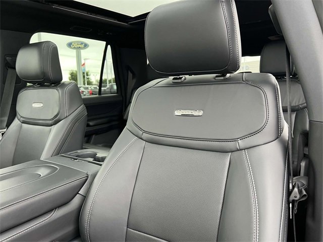 New 2025 Ford Expedition Max Platinum w/ Stealth Performance Package image 27