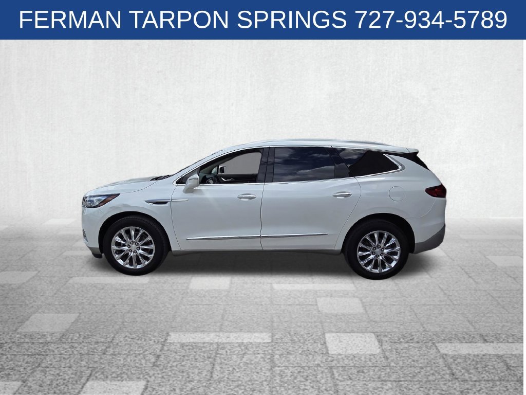 Used 2020 Buick Enclave Premium w/ Sun and Sites Package FWD image 4