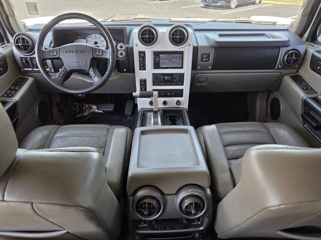 Used 2003 HUMMER H2 w/ Preferred Equipment Group AWD/4WD image 8
