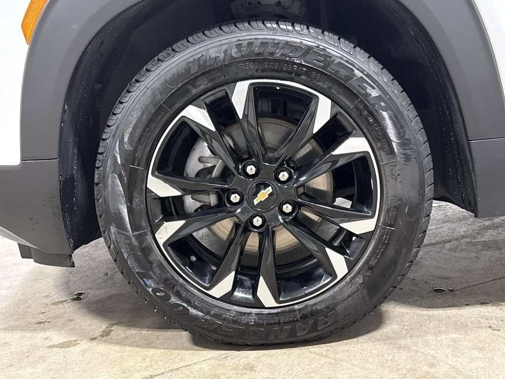 Used 2022 Chevrolet TrailBlazer LT w/ Convenience Package FWD image 26