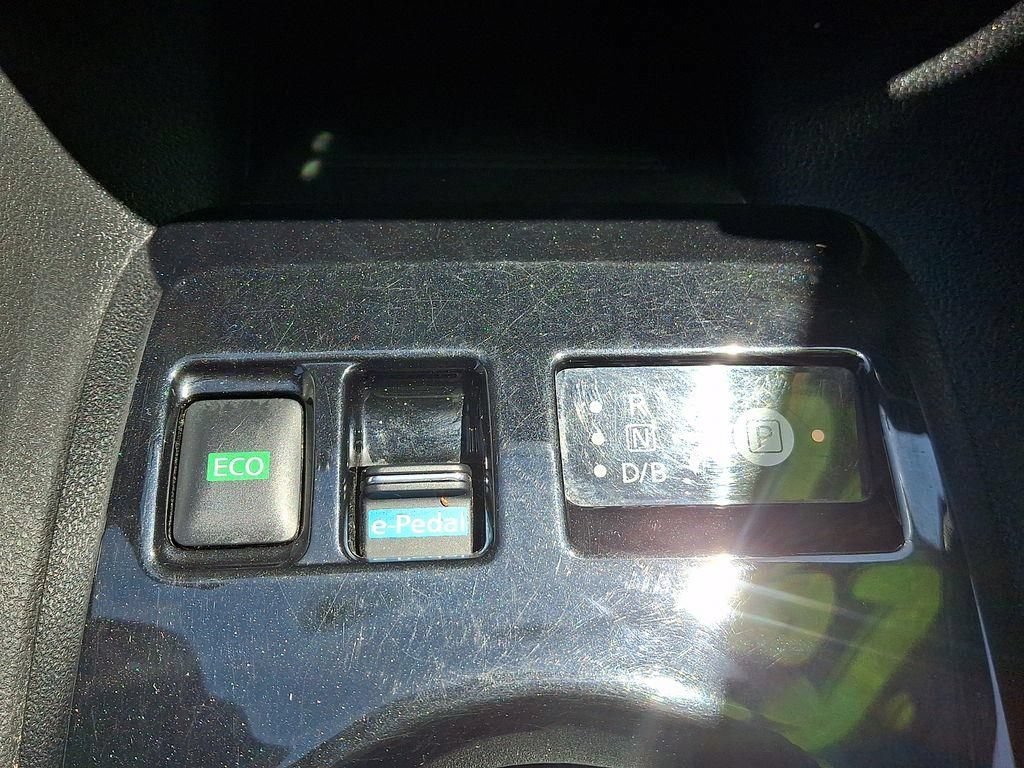 Certified 2024 Nissan Leaf SV Plus FWD image 26